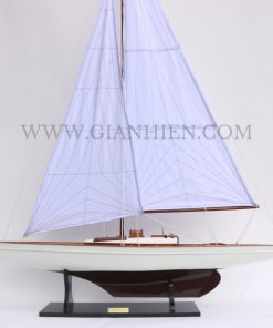 MUSCHKA SAILING BOAT