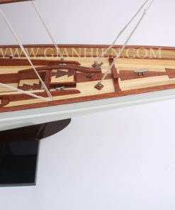 MUSCHKA SAILING BOAT