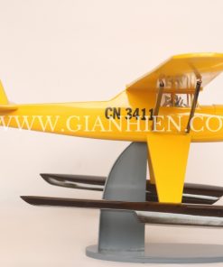 YELLOW AIRCRAFT TINTIN