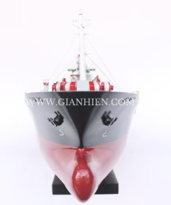 LADY AEGINA
