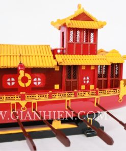 Royal dragon boats