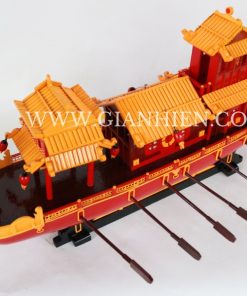 Royal dragon boats