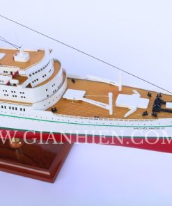 SS MICHELANGELO