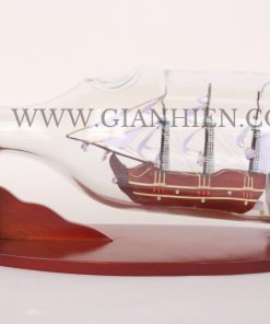 MÔ HÌNH THUYỀN CHAI HENNESSY