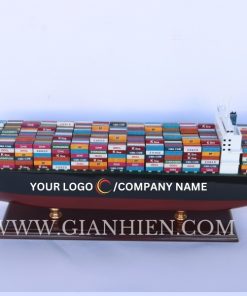 CONTAINER SHIP