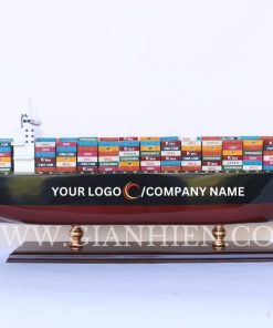 CONTAINER SHIP