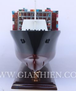 CONTAINER SHIP