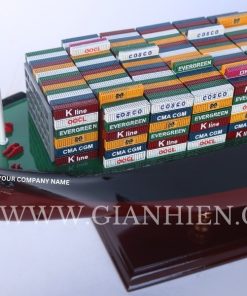 CONTAINER SHIP