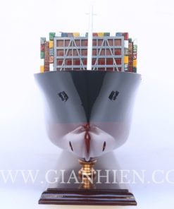 CONTAINER SHIP
