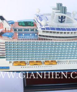 MS OASIS OF THE SEAS