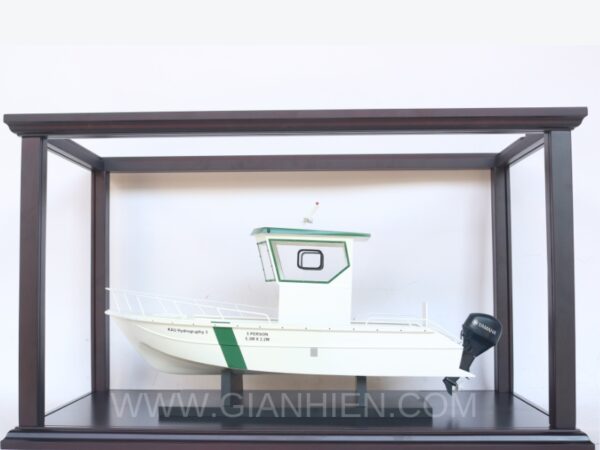 DISPLAY-CASE-FOR-KAU-3-MODEL-50cm-01