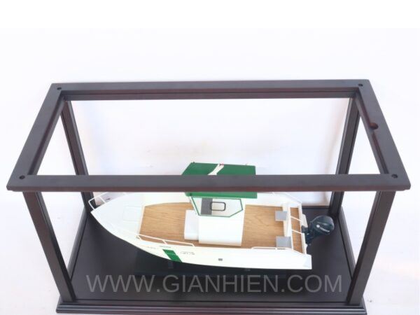 DISPLAY-CASE-FOR-KAU-3-MODEL-50cm-05