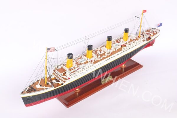 RMS TITANIC SPECIAL EDITION-04