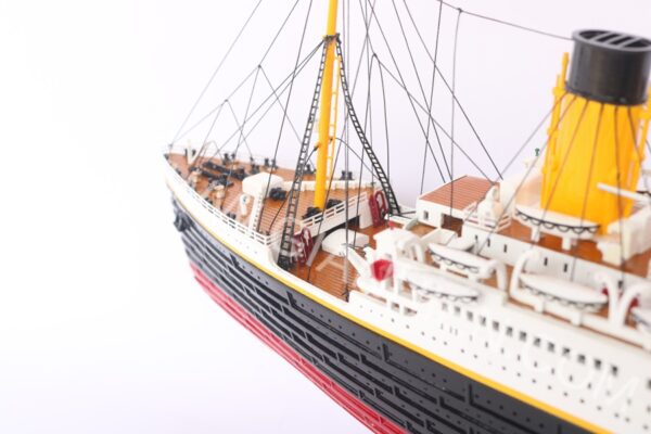 RMS TITANIC SPECIAL EDITION-11