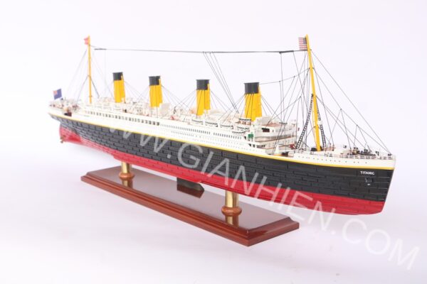 RMS TITANIC SPECIAL EDITION-16