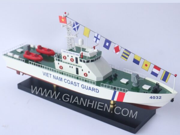 VIET-NAM-COAST-GUARD-4032-08