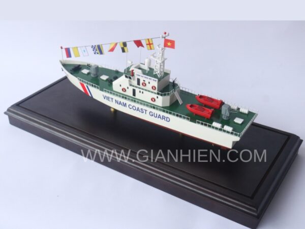 VIET-NAM-COAST-GUARD-4032-WITH-DISPLAY-CASE-09