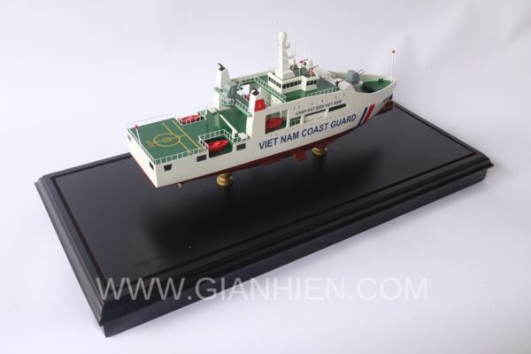 VIET NAM COAST GUARD 8005 WITH DISPLAY CASE-04