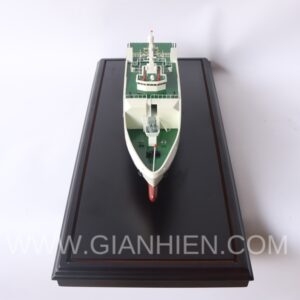 VIET NAM COAST GUARD 8005 WITH DISPLAY CASE-06