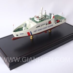 VIET NAM COAST GUARD 8005 WITH DISPLAY CASE-09