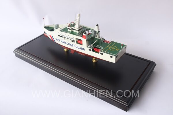 VIET NAM COAST GUARD 8005 WITH DISPLAY CASE-10