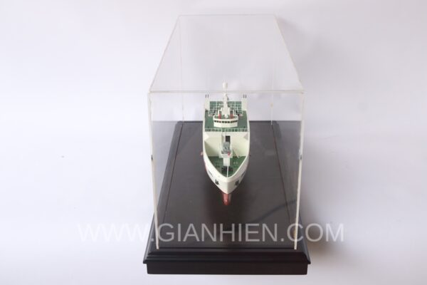 VIET NAM COAST GUARD 8005 WITH DISPLAY CASE-16