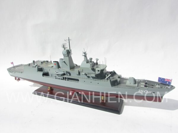 HMAS ANZAC FFH 150-12