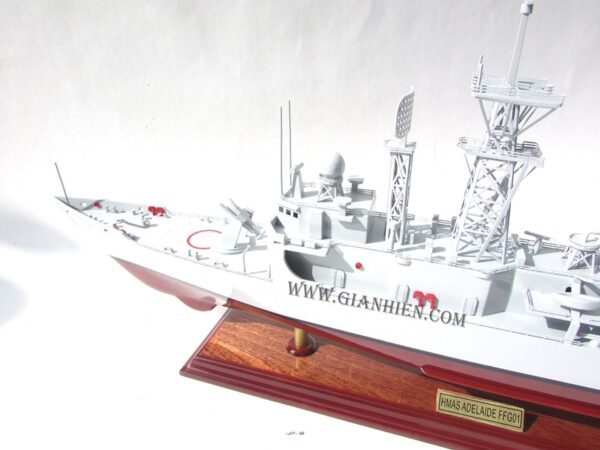 HMAS Adelaide FFG01-07