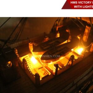 HMS VICTORY WITH LIGHTS-06