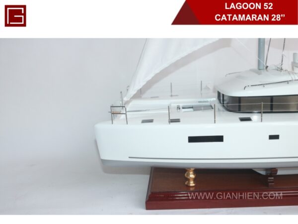 LAGOON 52 CATAMARAN-04