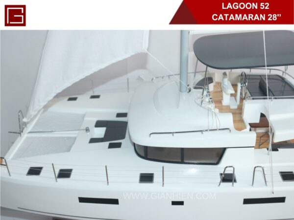 LAGOON 52 CATAMARAN-07