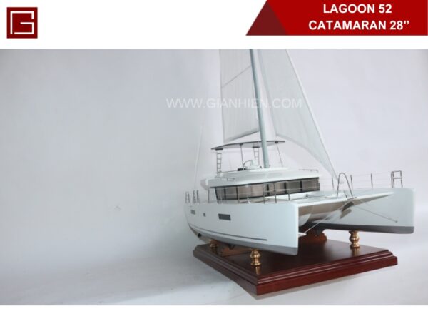 LAGOON 52 CATAMARAN-18