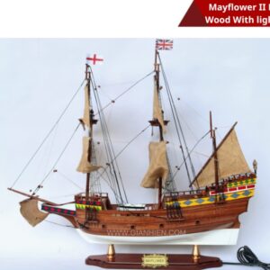 Mayflower II Natural Wood With lights-02