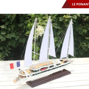 LE PONANT-16