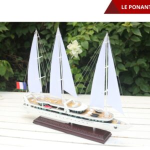 LE PONANT-17