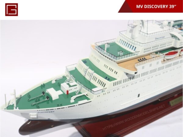 MV DISCOVERY-04