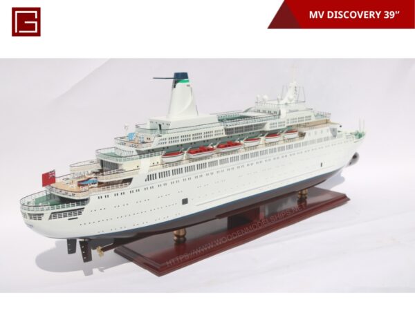 MV DISCOVERY-16