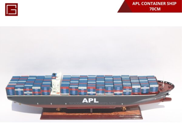 APL CONTAINER SHIP-15