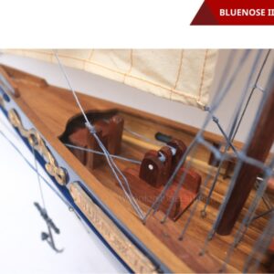 BLUENOSE II PAINTED-10