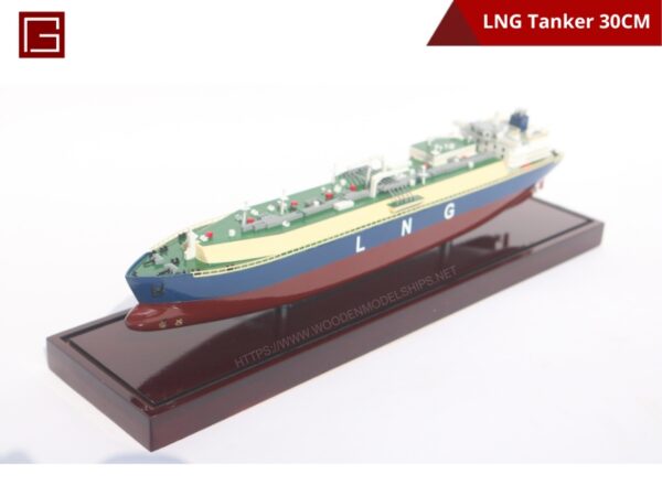 LNG Tanker-03