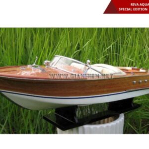 RIVA AQUARAMA SPECIAL EDITION READY FOR RC (3)