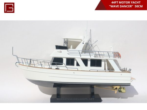 44ft Motor Yacht “Wave Dancer”-01