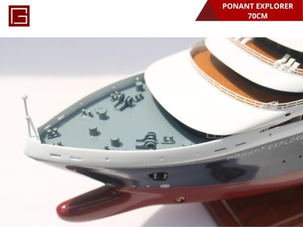 PONANT EXPLORER-05