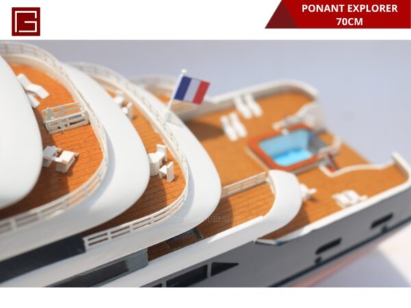 PONANT EXPLORER-06