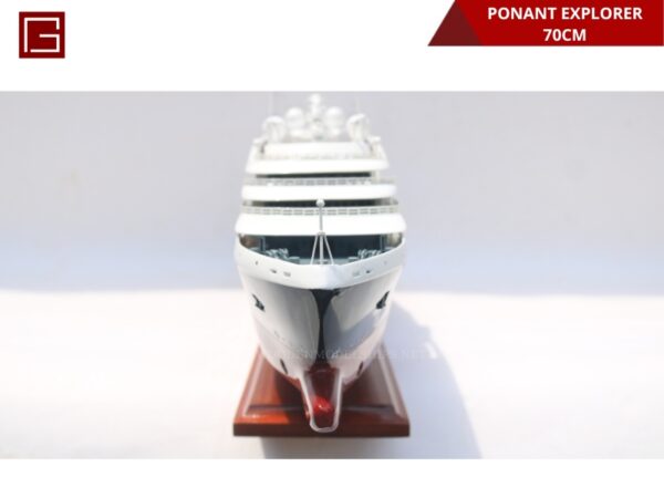 PONANT EXPLORER-14