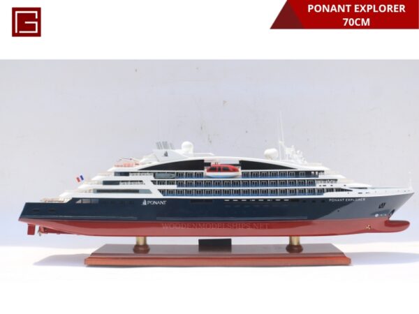 PONANT EXPLORER-18