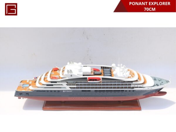 PONANT EXPLORER-19