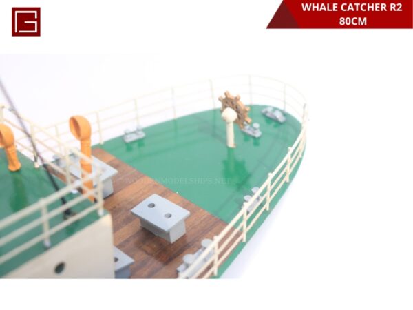 WHALE CATCHER R2-18