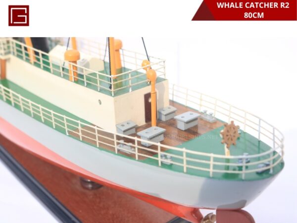 WHALE CATCHER R2-21