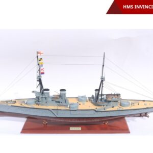 HMS Invincible (1907)-02